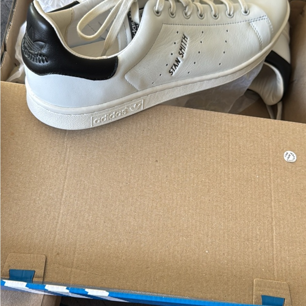 Adidas Stan Smith White Leather Sneakers with Black Heel